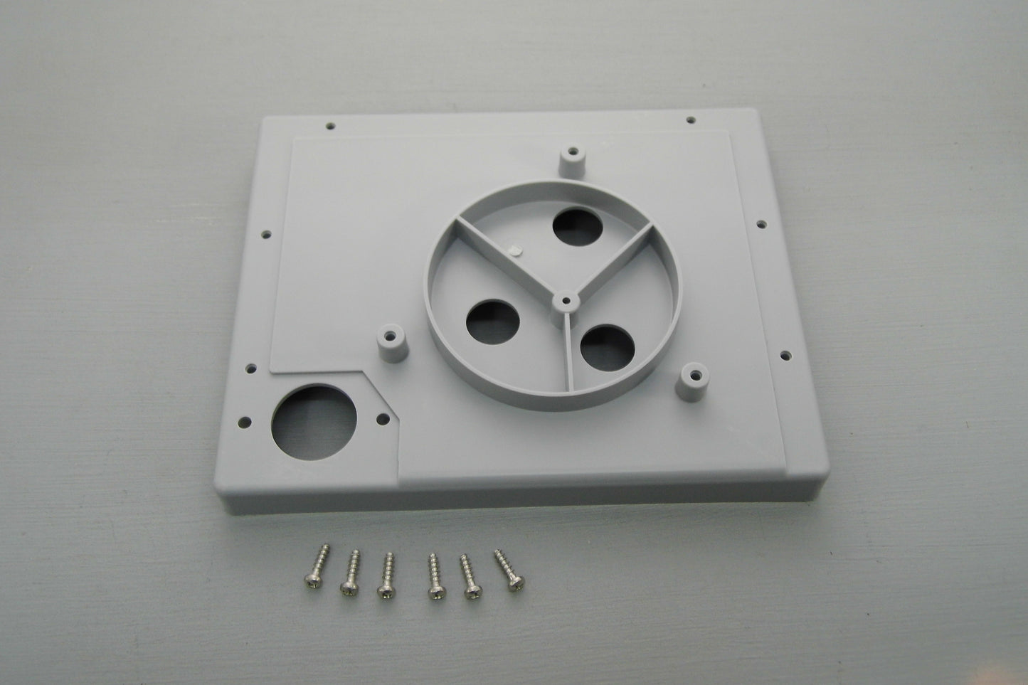 Bottom  Console Plate With Screws